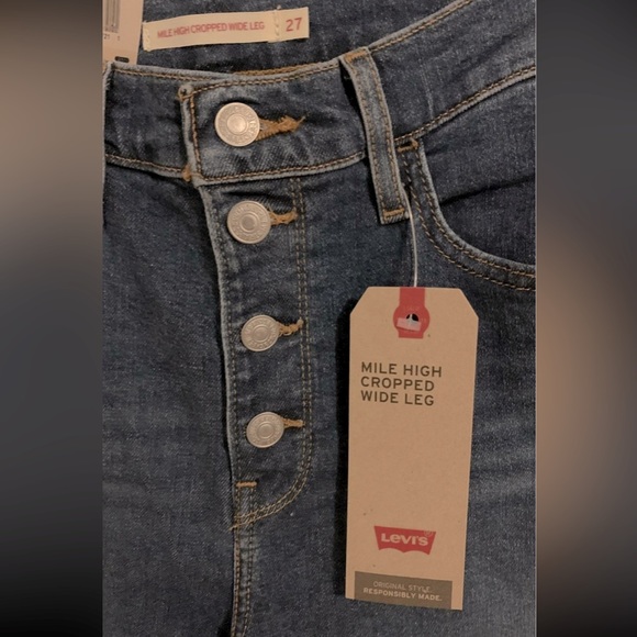 LEVI'S Mile High High Rise Cropped Wide Leg Jeans 
Size 4/27 - Picture 2 of 7